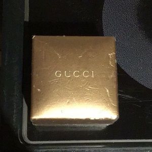 Gucci ring